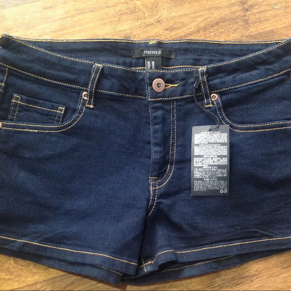 Forever 21 short